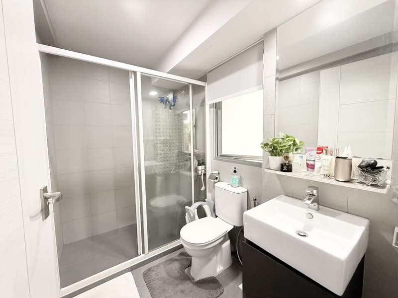 138A Yuan Ching Road, 138A Yuan Ching Road, 3 Bedrooms, 1,163 sqft, HDB Flat For Sale, by Diaz Soon, 500175937 - Bathroom - PropertyGuru.com.sg