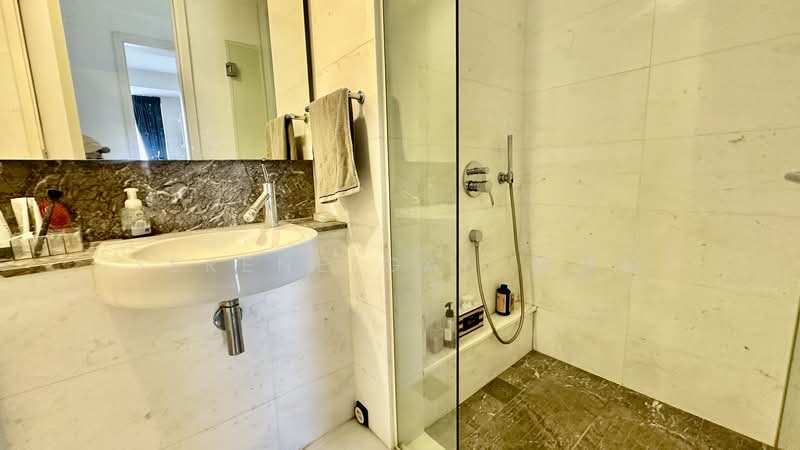 Reflections at Keppel Bay, 29 Keppel Bay View, 2 Bedrooms, 1,120 sqft, Condominium For Rent, by Serene Gan 顏詩玲, 500175956 - Bathroom - PropertyGuru.com.sg