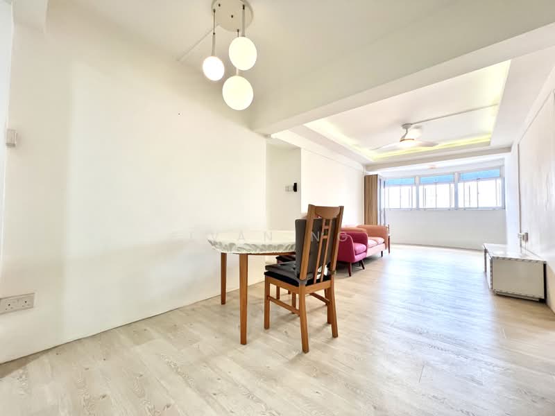 26 Bendemeer Road, 26 Bendemeer Road, 3 Bedrooms, 893 sqft, HDB Flat For Sale, by Ivan Ng, 500175959 - Living Room - PropertyGuru.com.sg
