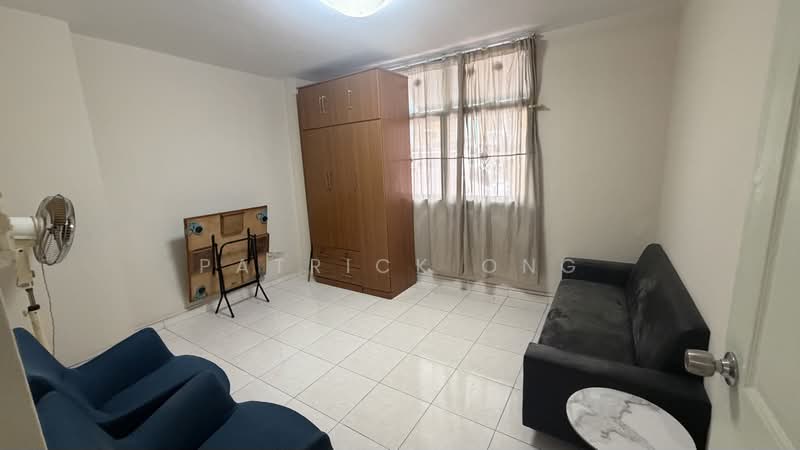 484 Segar Road, 484 Segar Road, 3 Bedrooms, 1,184 sqft, HDB Flat For Sale, by Patrick Ong, 500175969 - Living Room - PropertyGuru.com.sg