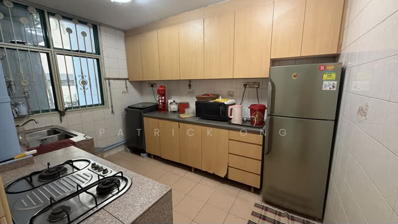 484 Segar Road, 484 Segar Road, 3 Bedrooms, 1,184 sqft, HDB Flat For Sale, by Patrick Ong, 500175969 - Kitchen - PropertyGuru.com.sg