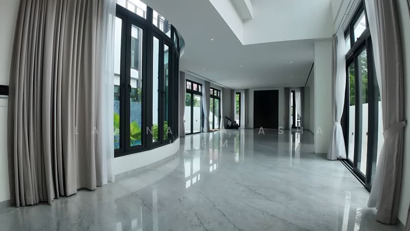 Broadrick Road, Broadrick Road, 6 Bedrooms, 9,256 sqft, Detached House For Rent, by Lavina Natasha Liem, 500175981 - Living Room - PropertyGuru.com.sg