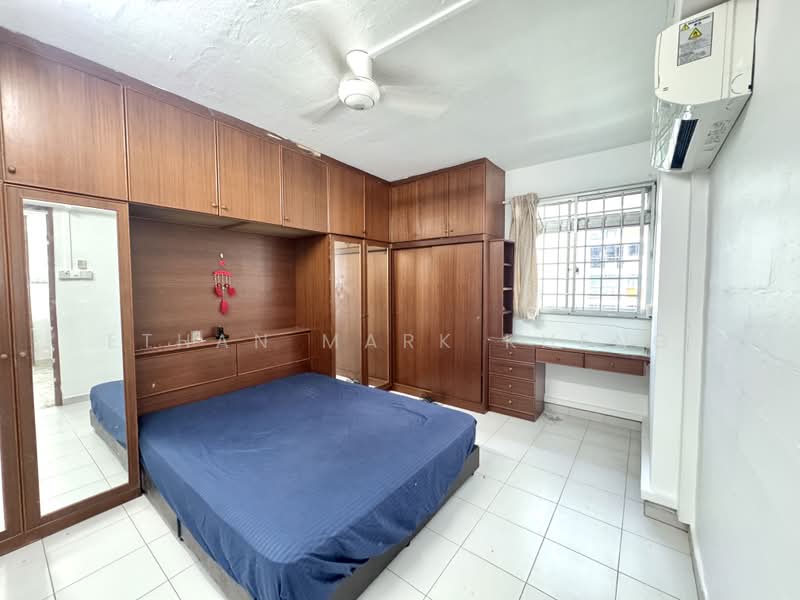 224 Lorong 8 Toa Payoh, 224 Lorong 8 Toa Payoh, 3 Bedrooms, 1,259 sqft, HDB Flat For Rent, by Ethan Mark Kheng, 500175985 - Bedroom - PropertyGuru.com.sg