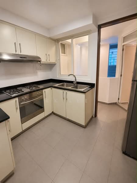 The Warren, 53 Choa Chu Kang Loop, 3 Bedrooms, 1,227 sqft, Apartment For Sale, by KK Lee, 500175988 - Kitchen - PropertyGuru.com.sg