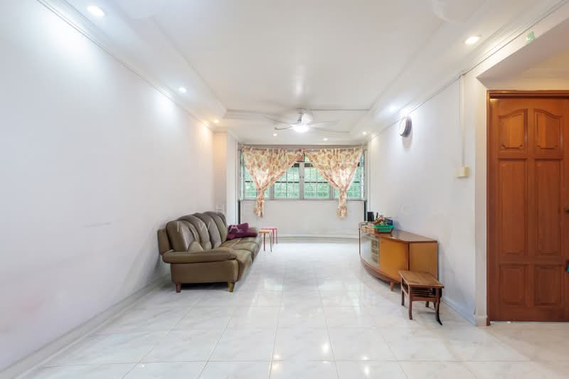58 Geylang Bahru, 58 Geylang Bahru, 3 Bedrooms, 1,076 sqft, HDB Flat For Sale, by Matthew Kengo Iwami 贤悟, 500175991 - Living Room - PropertyGuru.com.sg