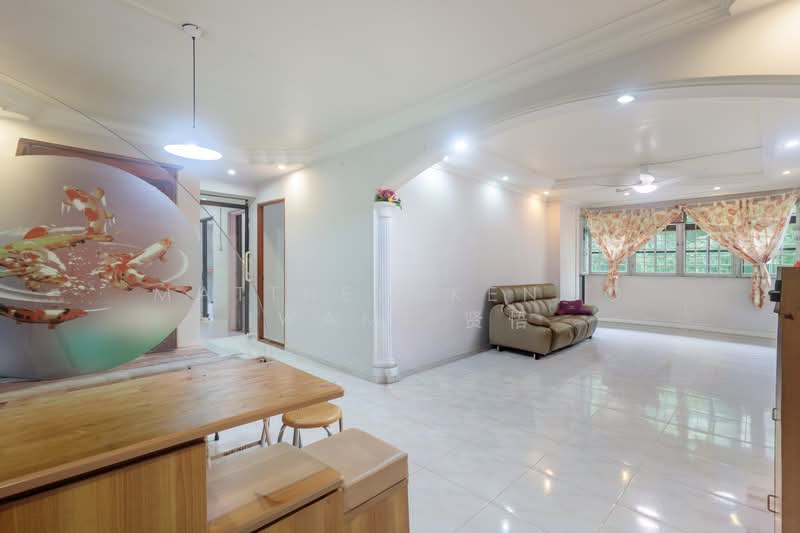 58 Geylang Bahru, 58 Geylang Bahru, 3 Bedrooms, 1,076 sqft, HDB Flat For Sale, by Matthew Kengo Iwami 贤悟, 500175991 - Living Room - PropertyGuru.com.sg