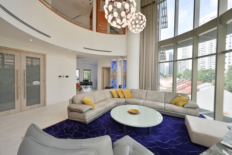 The Edge on Cairnhill, 130 Cairnhill Road, 4 Bedrooms, 3,175 sqft, Condominium For Sale, by Colin Song, 500175992 - Living Room - PropertyGuru.com.sg
