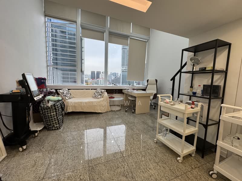 The Central, 6 Eu Tong Sen Street, 1 Bedroom, 675 sqft, Apartment For Rent, by Mark Wang, 500175997 - PropertyGuru.com.sg