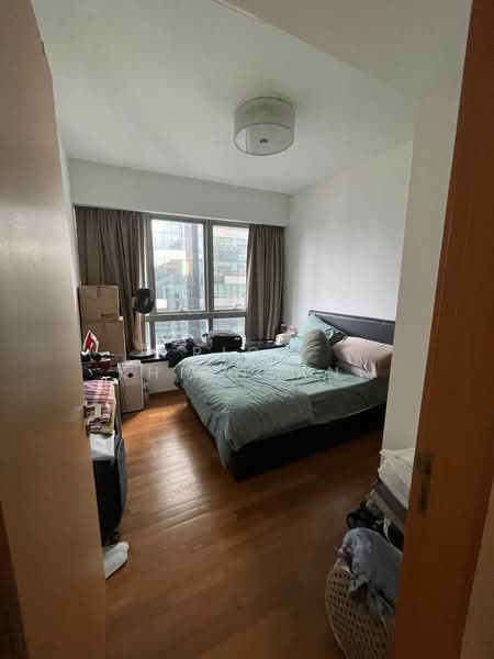 One Shenton, 1 Shenton Way, 2 Bedrooms, 1,130 sqft, Condominium For Sale, by Rick Khiantani, 500175998 - Bedroom - PropertyGuru.com.sg
