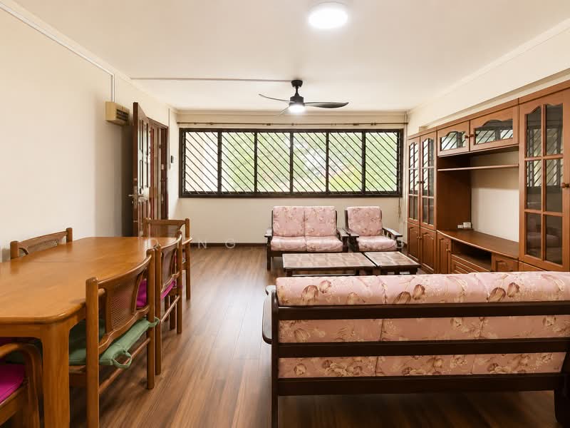 35 Chai Chee Avenue, 35 Chai Chee Avenue, 3 Bedrooms, 883 sqft, HDB Flat For Sale, by Qing Jie Ng, 500176000 - Living Room - PropertyGuru.com.sg
