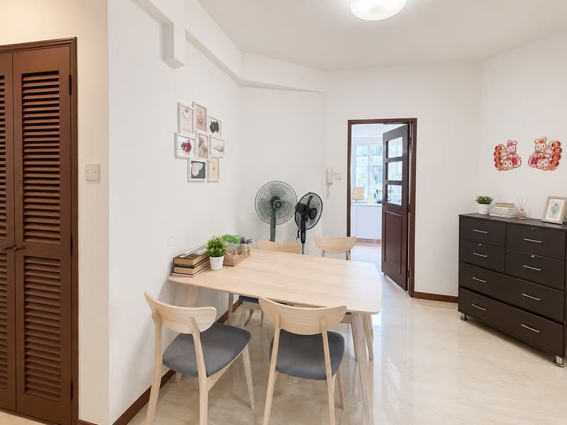 Northoaks, 22 Woodlands Cresent, Room Rental, 90 sqft, Condominium For Rent, by Gevan Lau, 500176004 - Dining Room - PropertyGuru.com.sg