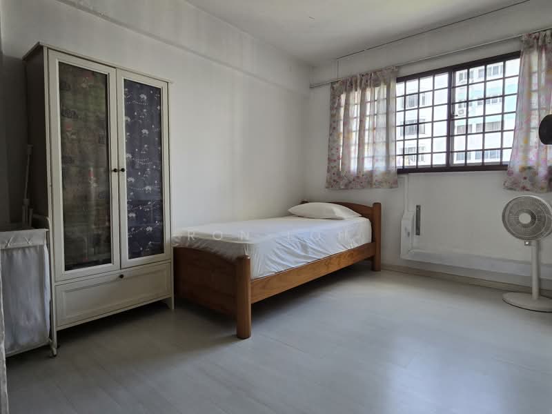 60 Marine Drive, 60 Marine Drive, 3 Bedrooms, 936 sqft, HDB Flat For Sale, by Ron Loh, 500176011 - Bedroom - PropertyGuru.com.sg