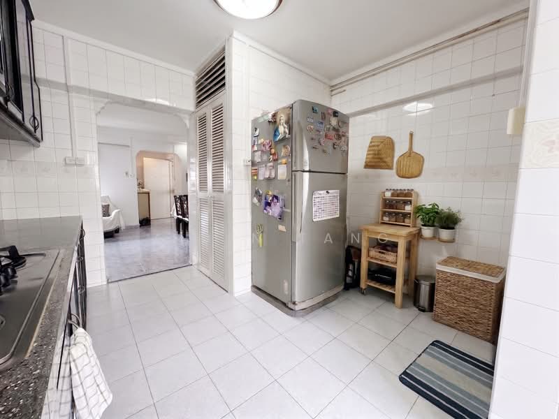 288D Bukit Batok Street 25, 288D Bukit Batok Street 25, 3 Bedrooms, 1,001 sqft, HDB Flat For Sale, by Aiden Tang, 500176016 - Kitchen - PropertyGuru.com.sg