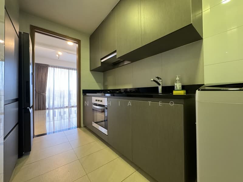FLO Residence, 13 Punggol Field Walk, 2 Bedrooms, 786 sqft, Condominium For Sale, by Cynthia Teo, 500176022 - Kitchen - PropertyGuru.com.sg