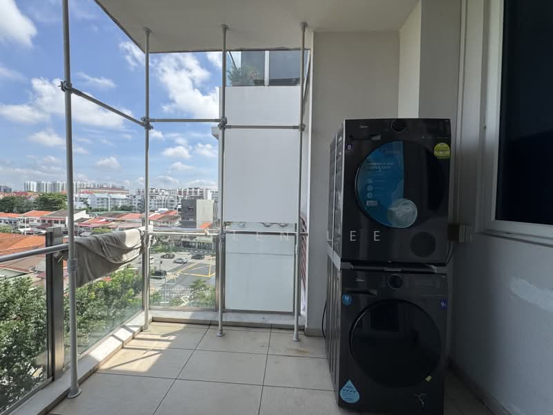 Parc Elegance, 15 Telok Kurau Road, 4 Bedrooms, 1,765 sqft, Condominium For Rent, by Kaylen Lee, 500176027 - Balcony - PropertyGuru.com.sg