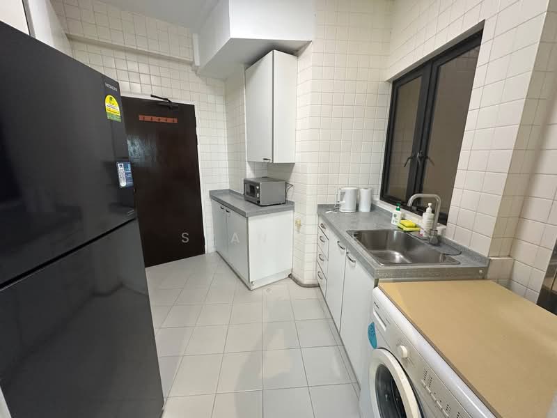 Bayshore Park, 66 Bayshore Road, 2 Bedrooms, 936 sqft, Condominium For Rent, by Sean Lee, 500176037 - Kitchen - PropertyGuru.com.sg