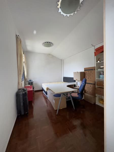 Jalan Kathi, Jalan Kathi, 4 Bedrooms, 2,000 sqft, Semi-Detached House For Sale, by Simon Neo, 500176039 - Bedroom - PropertyGuru.com.sg