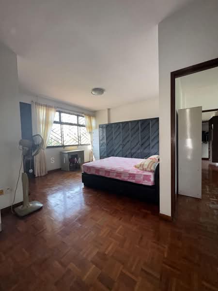 Jalan Kathi, Jalan Kathi, 4 Bedrooms, 2,000 sqft, Semi-Detached House For Sale, by Simon Neo, 500176039 - Bedroom - PropertyGuru.com.sg