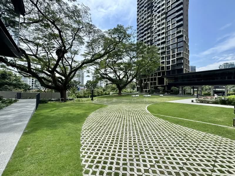 Irwell Hill Residences, 2 Irwell Hill, 2 Bedrooms, 657 sqft, Condominium For Sale, by Carrie Chin, 500176042 - Exterior - PropertyGuru.com.sg