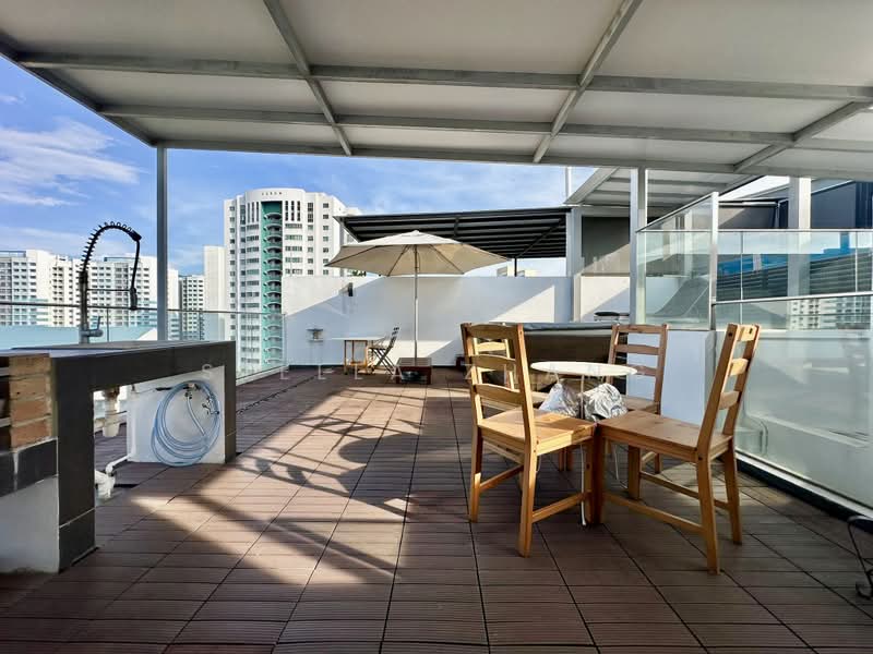 Guillemard Edge, 38 Lorong 30 Geylang, 2 Bedrooms, 1,087 sqft, Condominium For Rent, by Stella Zhang, 500176056 - Terrace with BBQ Pit - PropertyGuru.com.sg