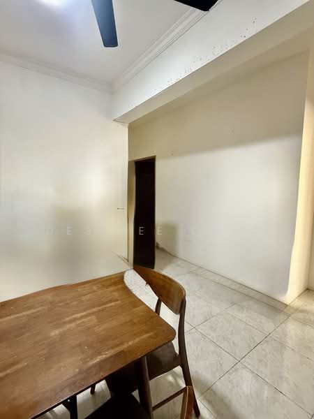 Eng Apartments, 25 Lorong 25A Geylang, 3 Bedrooms, 1,109 sqft, Apartment For Sale, by Desiree Chua, 500176059 - Interior - PropertyGuru.com.sg