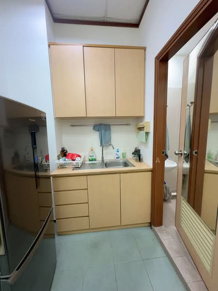 Wintech Centre, 6 Ubi Road 1, 1,087 sqft, Office For Rent, by Timothy Tan, 500176062 - Kitchen - CommercialGuru.com.sg