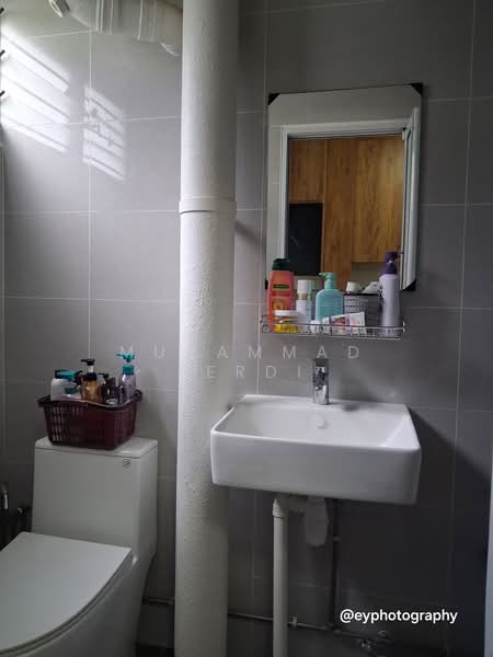 246 Bangkit Road, 246 Bangkit Road, Room Rental, 150 sqft, HDB Flat For Rent, by Muhammad Ferdi, 500176070 - Bathroom - PropertyGuru.com.sg