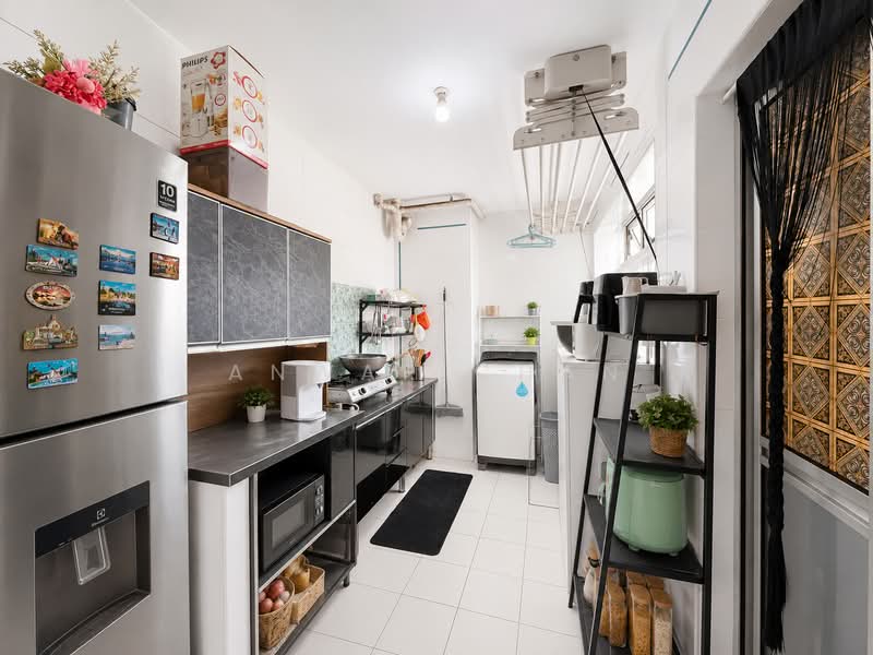 527D Costa Ris, 527D Pasir Ris Street 51, 1 Bedroom, 506 sqft, HDB Flat For Sale, by Anwar Chan, 500176071 - Kitchen - PropertyGuru.com.sg