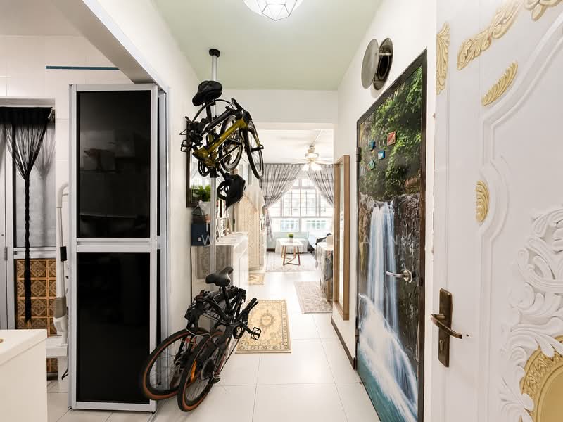 527D Costa Ris, 527D Pasir Ris Street 51, 1 Bedroom, 506 sqft, HDB Flat For Sale, by Anwar Chan, 500176071 - Corridor - PropertyGuru.com.sg