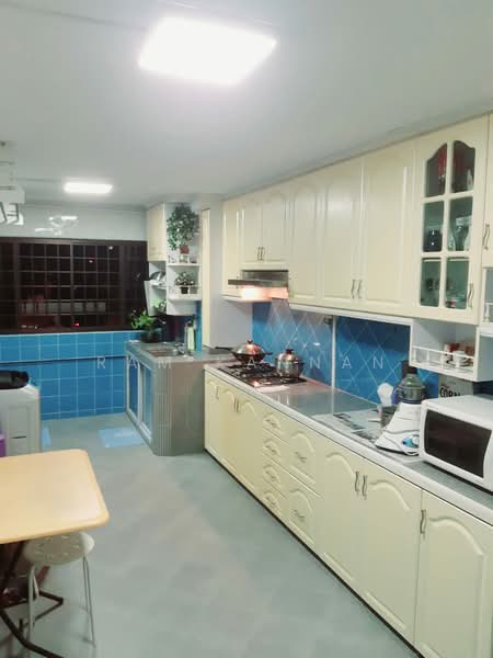 405 Hougang Avenue 10, 405 Hougang Avenue 10, Room Rental, 130 sqft, HDB Flat For Rent, by RAM kannan, 500176073 - Kitchen - PropertyGuru.com.sg