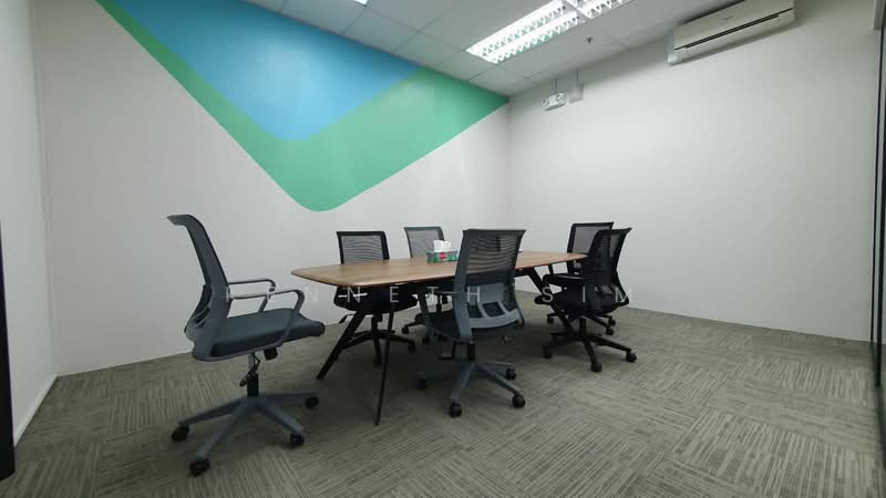 Mapex, 37 Jalan Pemimpin, 1,636 sqft, Light Industrial (B1) For Sale, by Kenneth Sim, 500176075 - Meeting room - CommercialGuru.com.sg