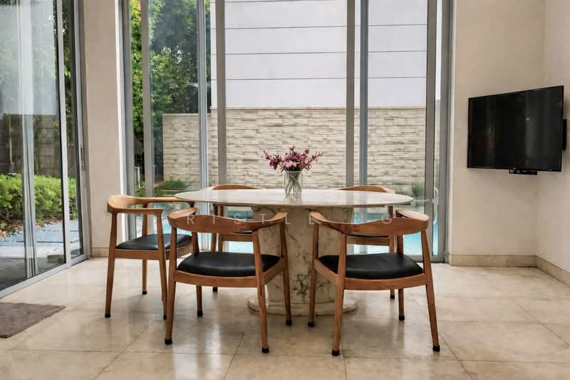 Freehold Semi-D Cluster | 8 @ Stratton, , 5 Bedrooms, 5,113 sqft, Semi-Detached House For Sale, by Kristle Ng, 500176090 - Dining Room - PropertyGuru.com.sg