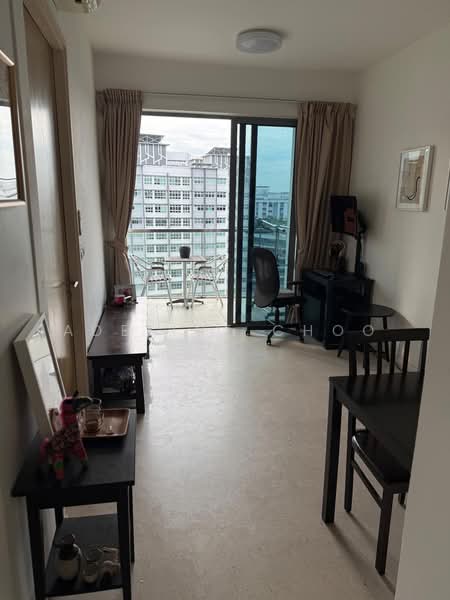 Skies Miltonia, 31 Miltonia Close, 1 Bedroom, 484 sqft, Condominium For Rent, by Adeline Choo, 500176091 - Living Room - PropertyGuru.com.sg
