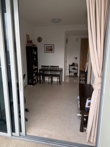 Skies Miltonia, 31 Miltonia Close, 1 Bedroom, 484 sqft, Condominium For Rent, by Adeline Choo, 500176091 - Living Room - PropertyGuru.com.sg