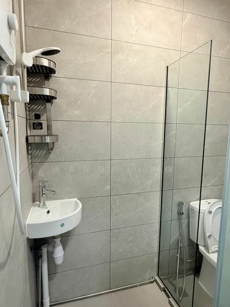 Westville, Westwood Avenue, Room Rental, 139 sqft, Terraced House For Rent, by Wang Jing, 500176092 - Bathroom - PropertyGuru.com.sg