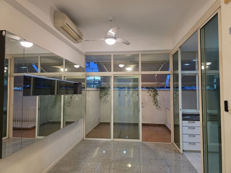The Shaughnessy, 58 Miltonia Close, 5 Bedrooms, 3,600 sqft, Cluster House For Rent, by Tan Vivien, 500176100 - Interior - PropertyGuru.com.sg