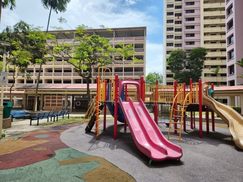 18 Jalan Tenteram, 18 Jalan Tenteram, 3 Bedrooms, 1,130 sqft, HDB Flat For Sale, by Joanne Sum, 500176102 - Exterior - PropertyGuru.com.sg
