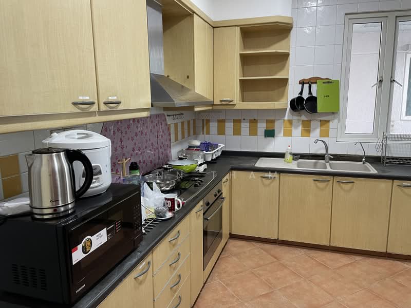 The Floravale, 222 Westwood Avenue, Room Rental, 100 sqft, Executive Condominium For Rent, by Lynn Tham, 500176103 - Kitchen - PropertyGuru.com.sg