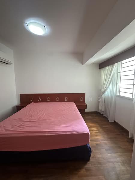 Evergreen Park, 31 Hougang Avenue 7, 3 Bedrooms, 1,248 sqft, Condominium For Rent, by Jacob Ong, 500176108 - Bedroom - PropertyGuru.com.sg