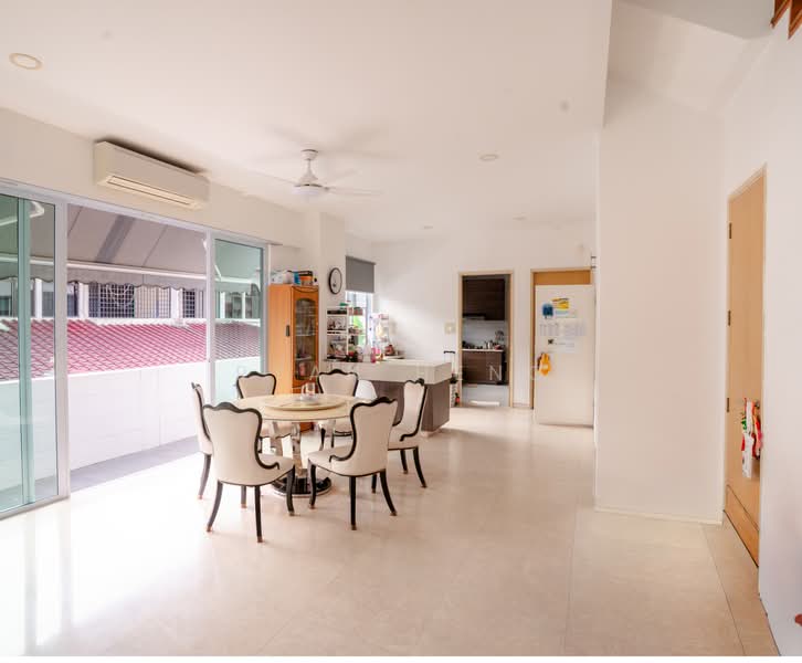 Just Listed! Modern 3-Sty Semi-D with Pool & Private Lift | Walk to Kovan MRT, , 8 Bedrooms, 4,321 sqft, Semi-Detached House For Sale, by Ryan Heng, 500176110 - Dining Room - PropertyGuru.com.sg