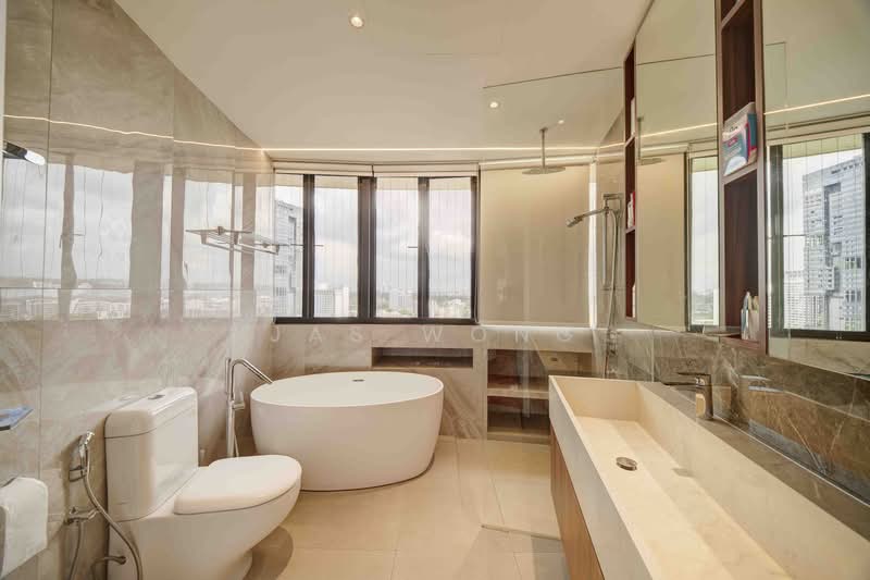 Panaromic greenery view in Orchard / Ardmore / Draycott, , 4 Bedrooms, 2,637 sqft, Condominium For Sale, by Jas Wong, 500176117 - Bathroom - PropertyGuru.com.sg