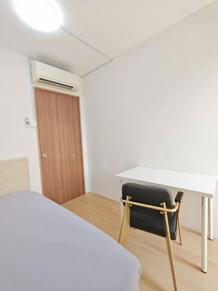 Kim Sia Court, 1 Jalan Jintan, Room Rental, 150 sqft, Apartment For Rent, by Rayne Chua 蔡美慧, 500176130 - Bedroom - PropertyGuru.com.sg