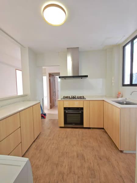 Kim Sia Court, 1 Jalan Jintan, Room Rental, 150 sqft, Apartment For Rent, by Rayne Chua 蔡美慧, 500176130 - Kitchen - PropertyGuru.com.sg