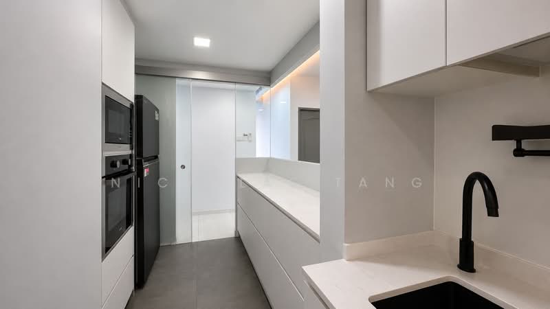The Centris, 65 Jurong West Central 3, 3 Bedrooms, 1,270 sqft, Apartment For Sale, by Nicholas Tang, 500176140 - Kitchen - PropertyGuru.com.sg