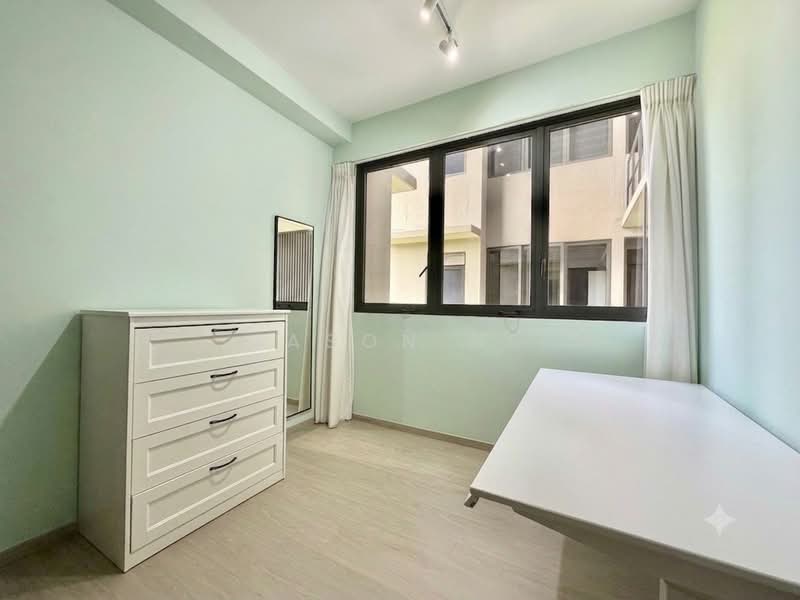 iNz Residence, 68 Choa Chu Kang Avenue 5, 3 Bedrooms, 990 sqft, Executive Condominium For Sale, by Jason Ng, 500176143 - Bedroom - PropertyGuru.com.sg