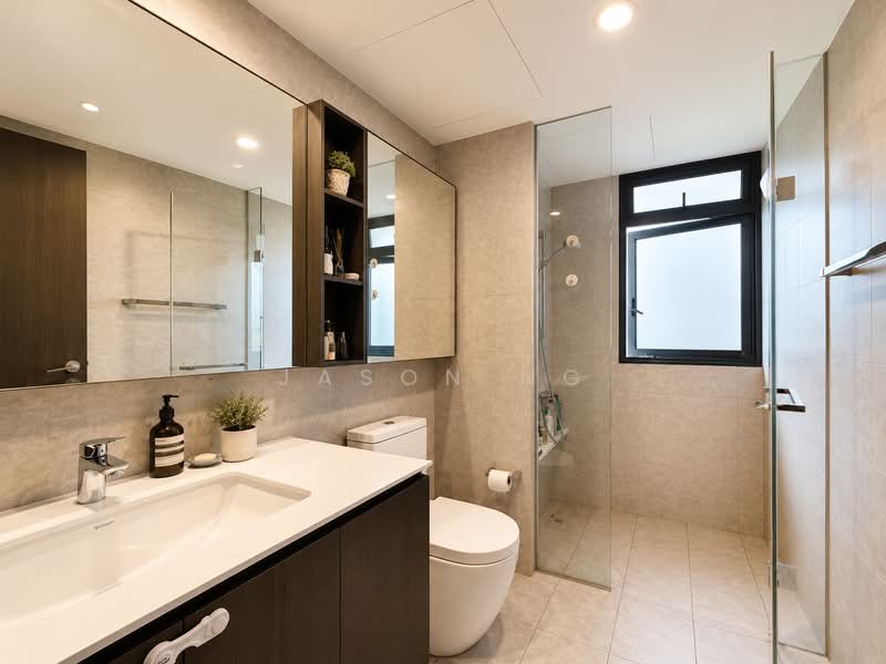 iNz Residence, 68 Choa Chu Kang Avenue 5, 3 Bedrooms, 990 sqft, Executive Condominium For Sale, by Jason Ng, 500176143 - Bathroom - PropertyGuru.com.sg