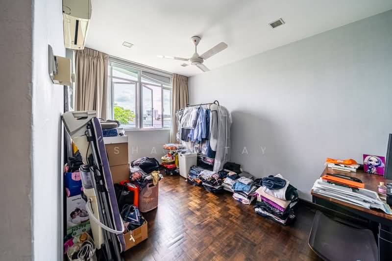 Siglap Lodge, 95 Upper East Coast Road, 4 Bedrooms, 1,948 sqft, Condominium For Sale, by Shawn Tay, 500176144 - Bedroom - PropertyGuru.com.sg