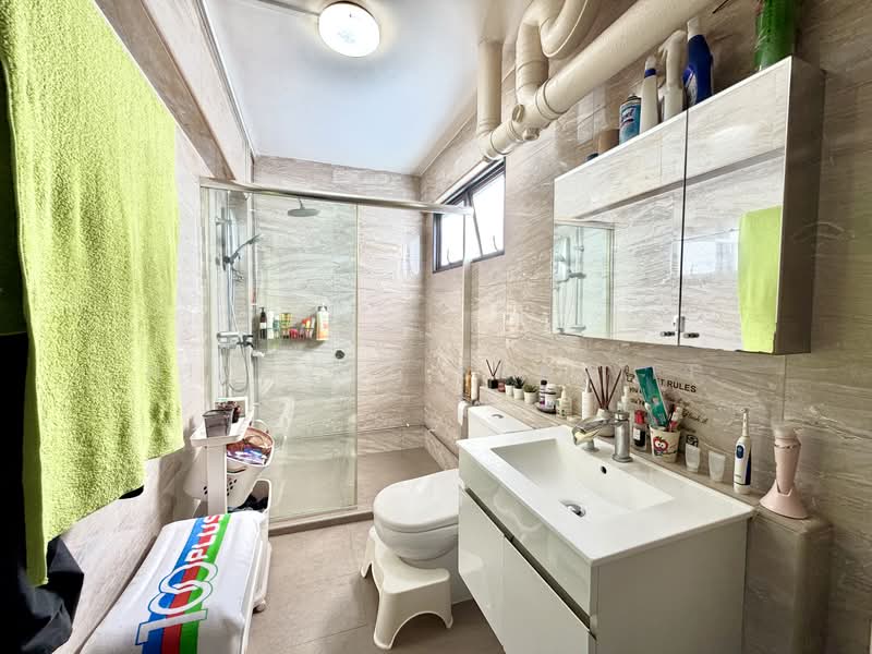 134 Marsiling Road, 134 Marsiling Road, 6 Bedrooms, 1,701 sqft, HDB Flat For Sale, by Hidayat Shariff, 500176158 - Bathroom - PropertyGuru.com.sg