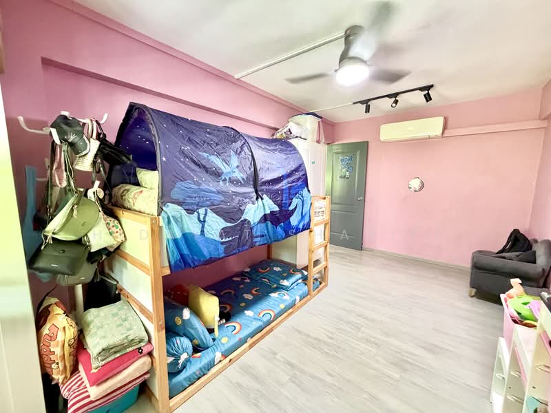 134 Marsiling Road, 134 Marsiling Road, 6 Bedrooms, 1,701 sqft, HDB Flat For Sale, by Hidayat Shariff, 500176158 - Bedroom - PropertyGuru.com.sg