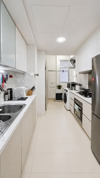 Oasis @ Elias, 60 - 72 Elias Road, 3 Bedrooms, 1,206 sqft, Condominium For Rent, by Lennie Goh 吴莉玲, 500176170 - Kitchen - PropertyGuru.com.sg